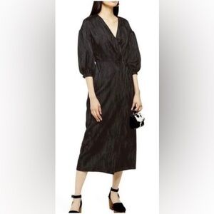 NWT Topshop Ruched Black Wrap Dress
US 10